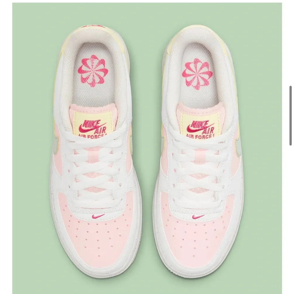 Nike size 7y